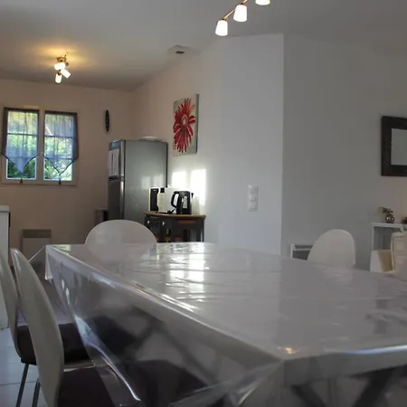 Maison 4 Pieces 6 Couchages Georges D'oleron Sgo000-094 Villa