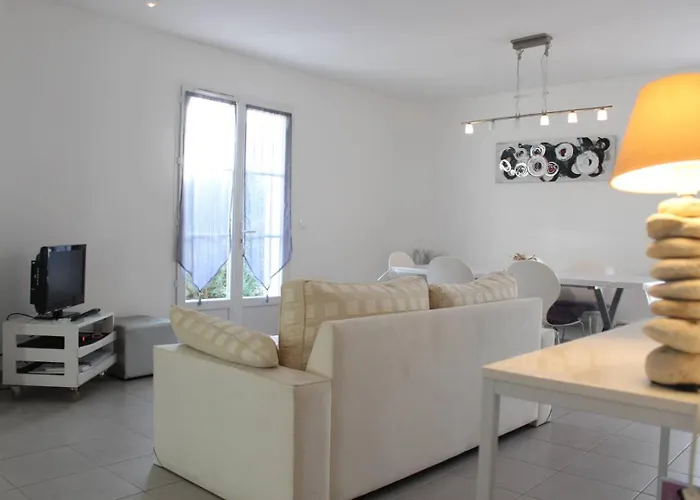 Villa Maison 4 Pièces 6 Couchages Georges D'oléron Sgo000-094 Saint-Georges-d'Oleron